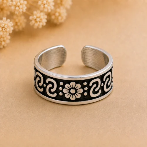 Helios Bloom Toe Ring
